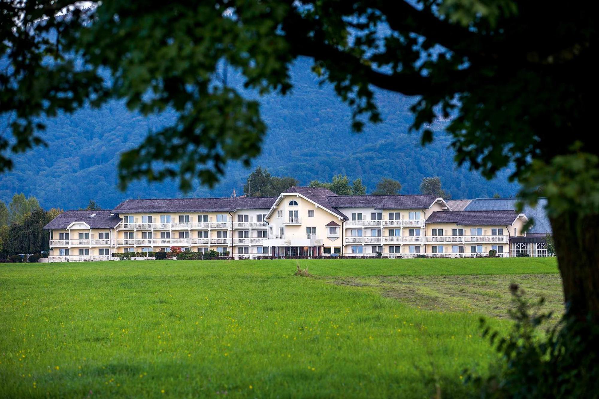 Momentum Hotel Anif Eksteriør billede