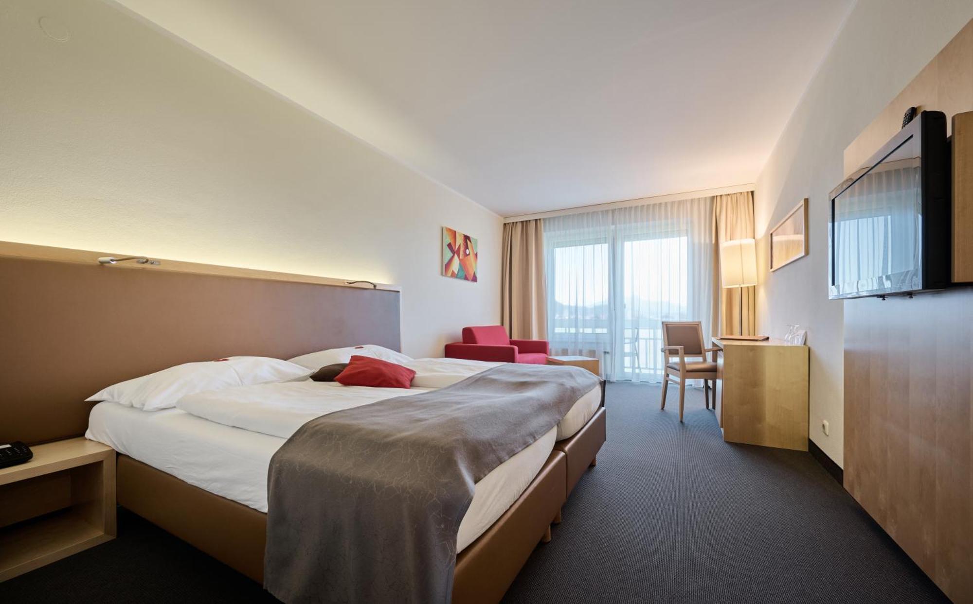 Momentum Hotel Anif Eksteriør billede