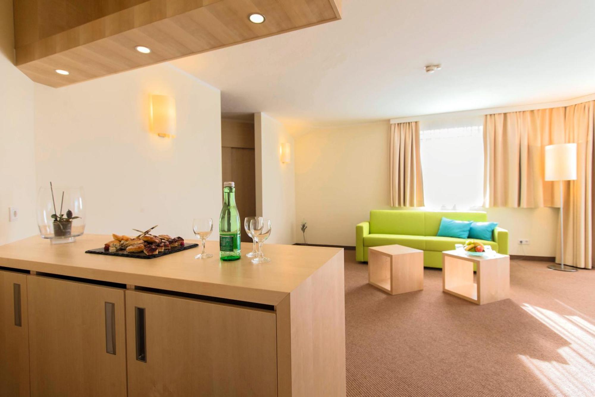 Momentum Hotel Anif Eksteriør billede